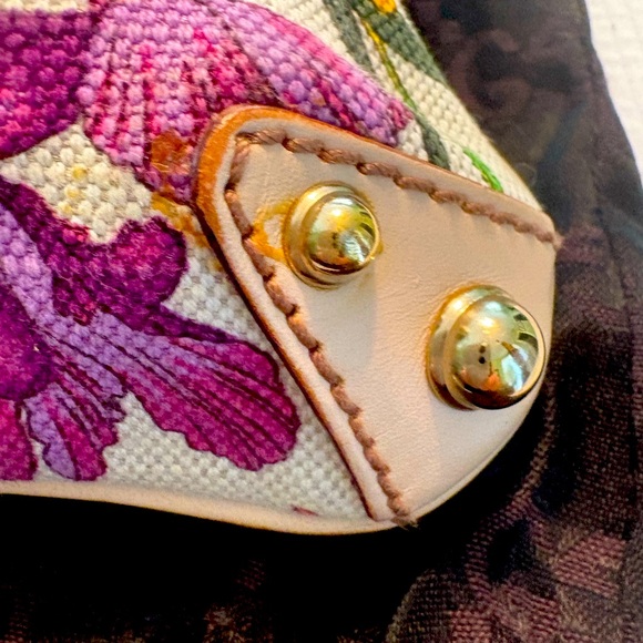 Gucci Vintage Flora Horsebit Clutch with Gold Chain - Picture 9 of 10